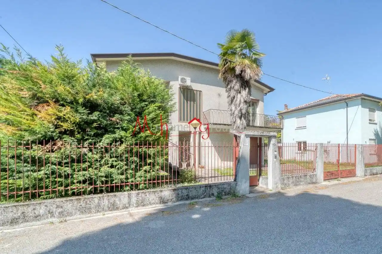 Casa indipendente in vendita a Padova