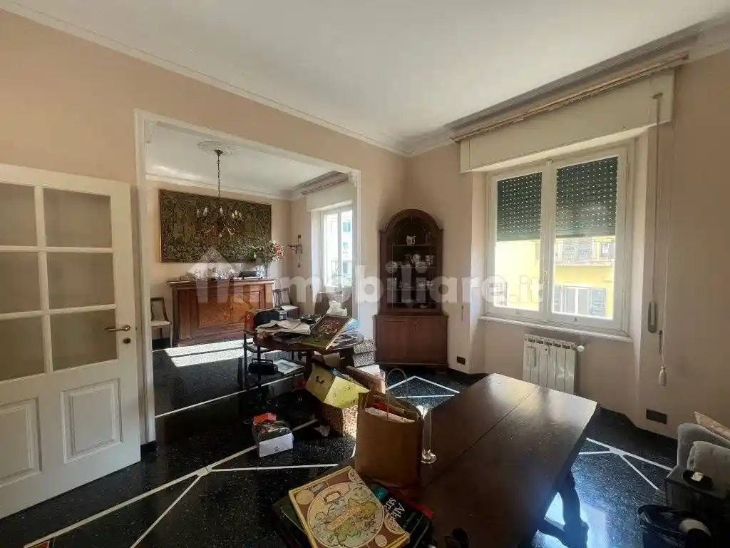 Appartamento in vendita a Genova