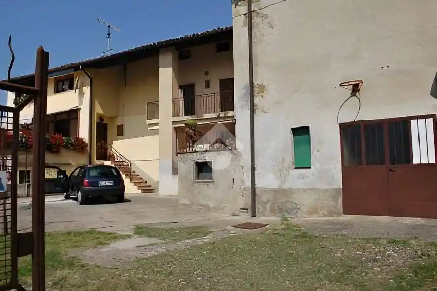 Rustico - Casale in vendita a Capriolo