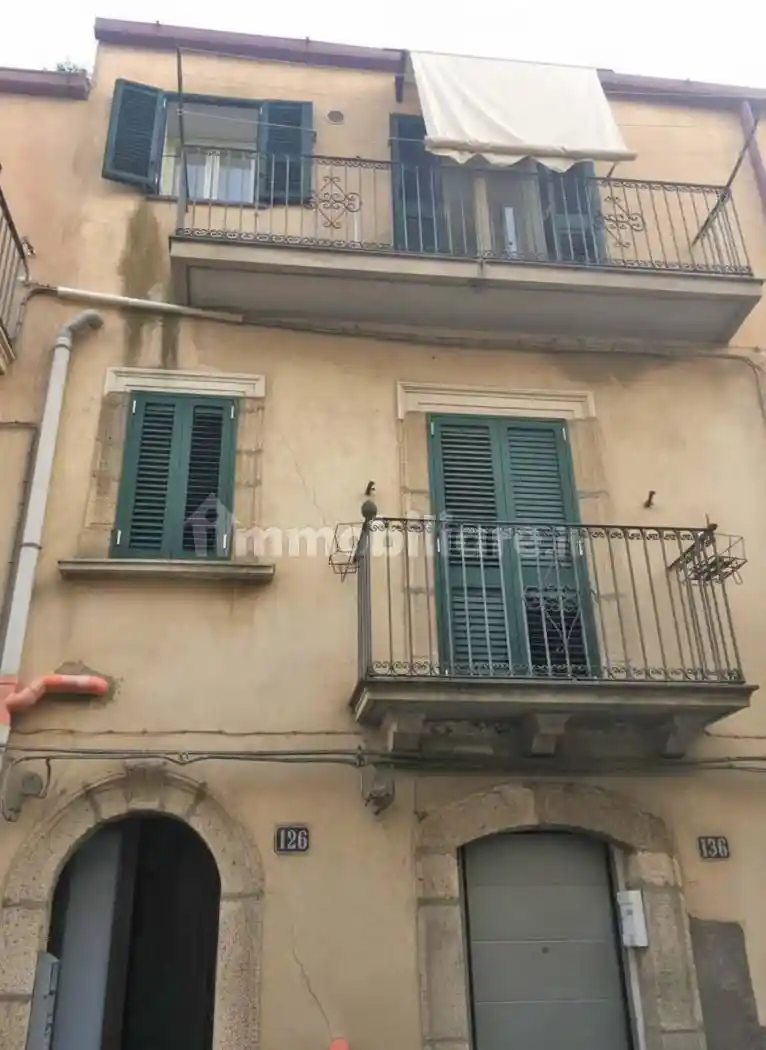 Appartamento in vendita a Caltagirone