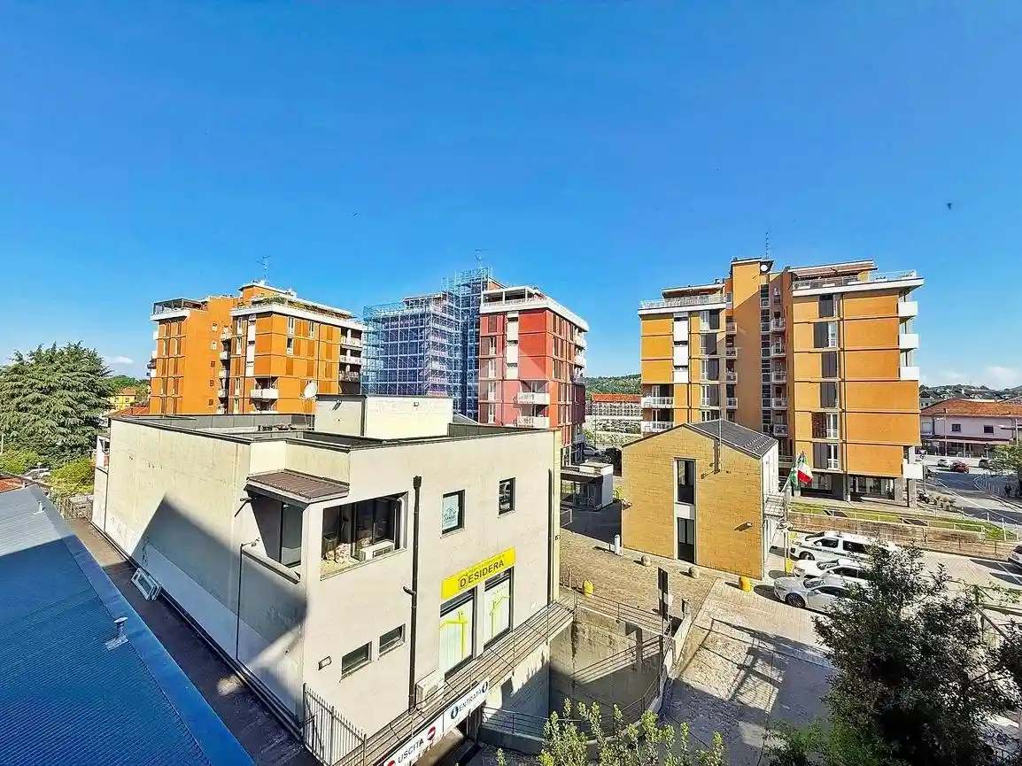 Appartamento in affitto a Sesto Calende