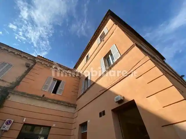 Appartamento in affitto a Perugia