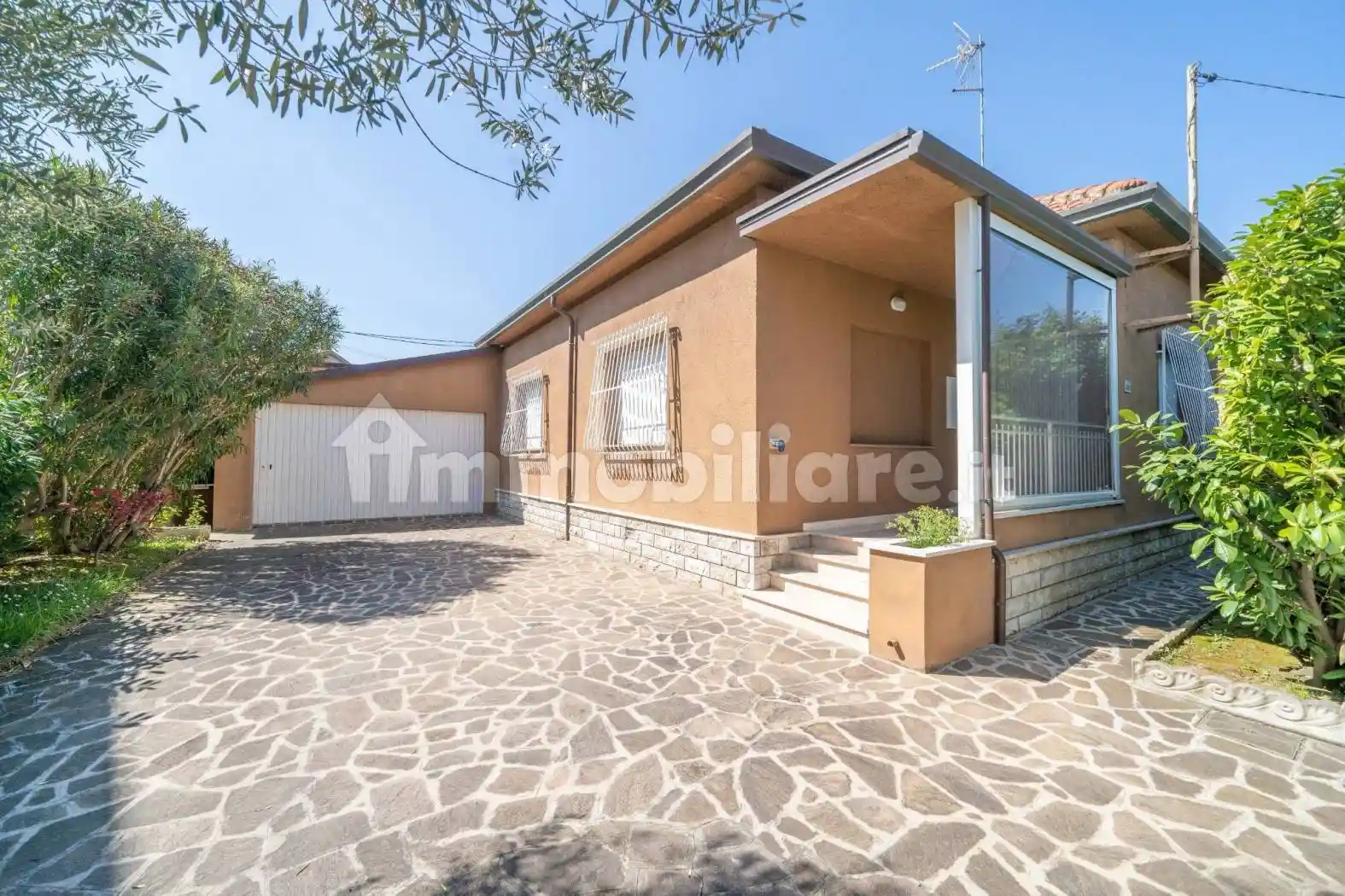 Casa indipendente in vendita a Cesena