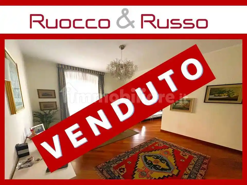 Appartamento in vendita a Genova
