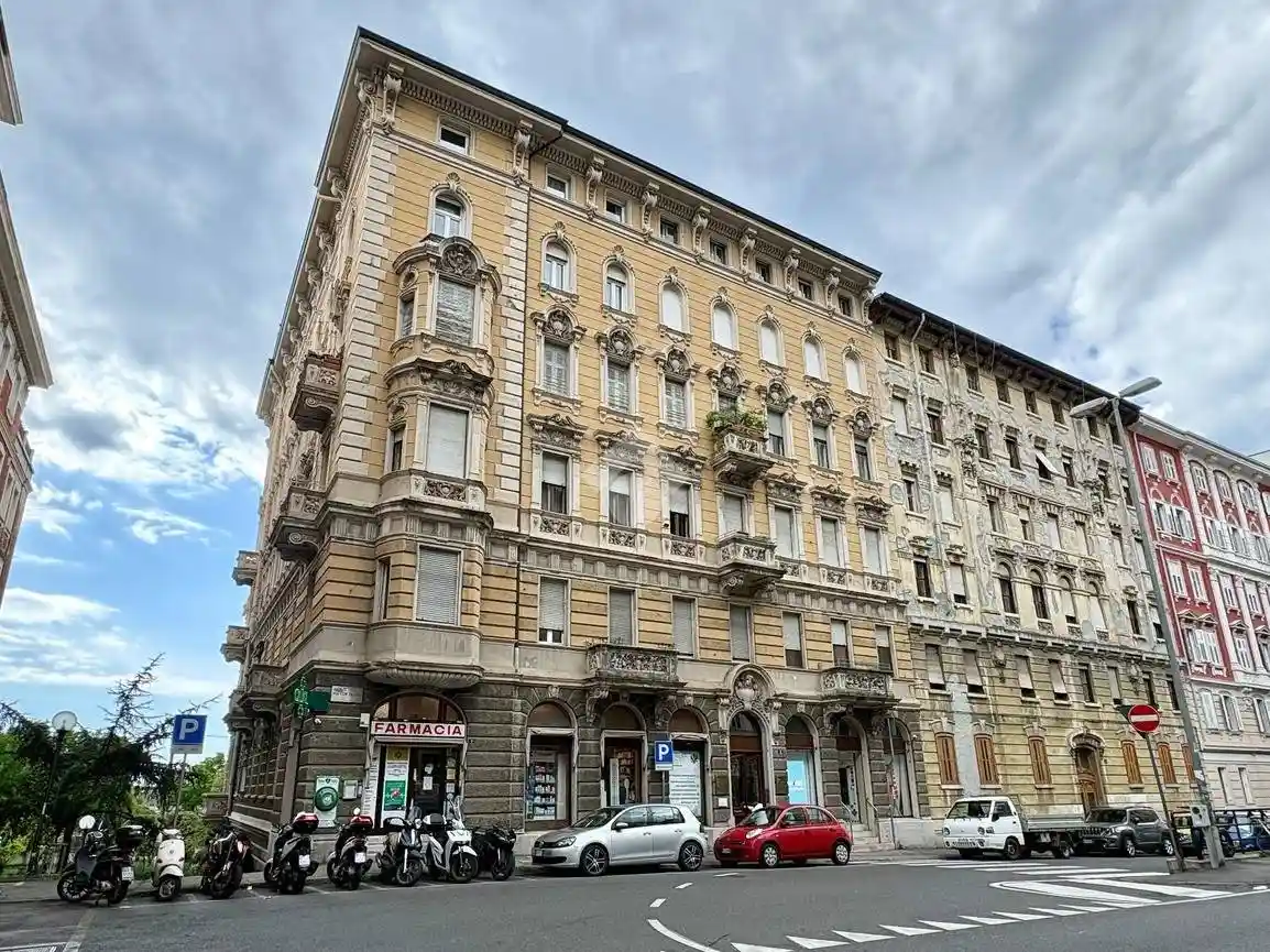 Appartamento in vendita a Trieste
