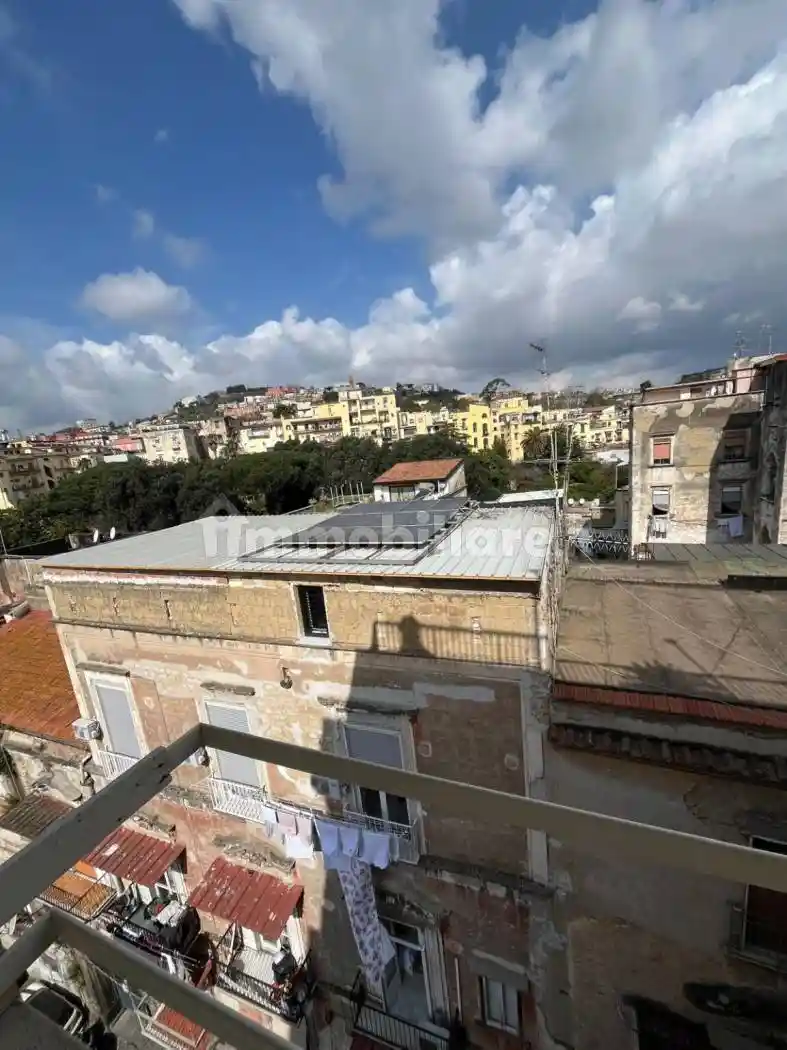 Appartamento in vendita a Napoli