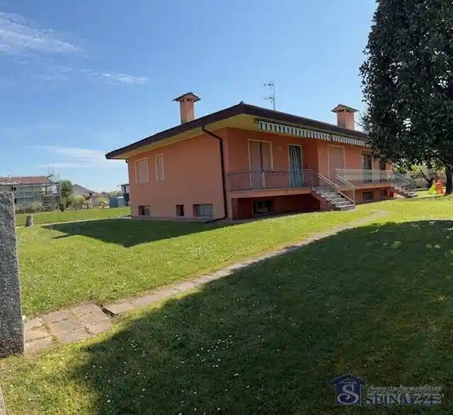 Villa in vendita a Fontanafredda