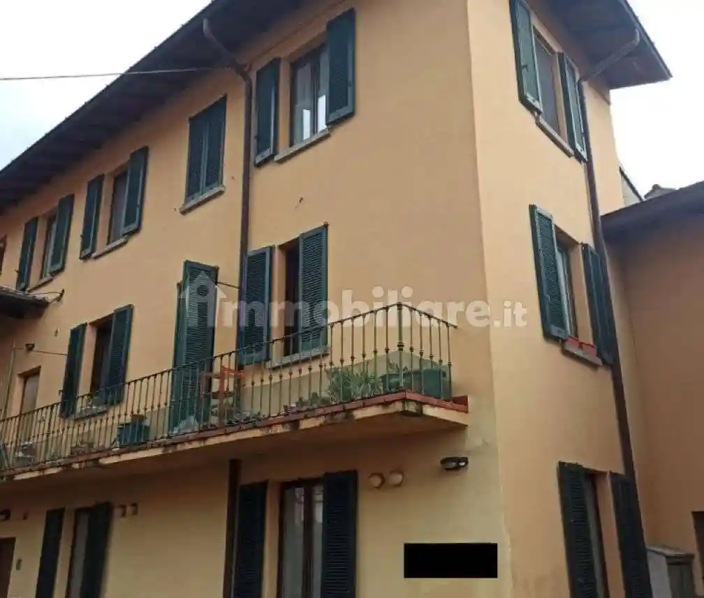 Appartamento in vendita a Longone al Segrino