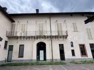 Appartamento in vendita a Locate di Triulzi