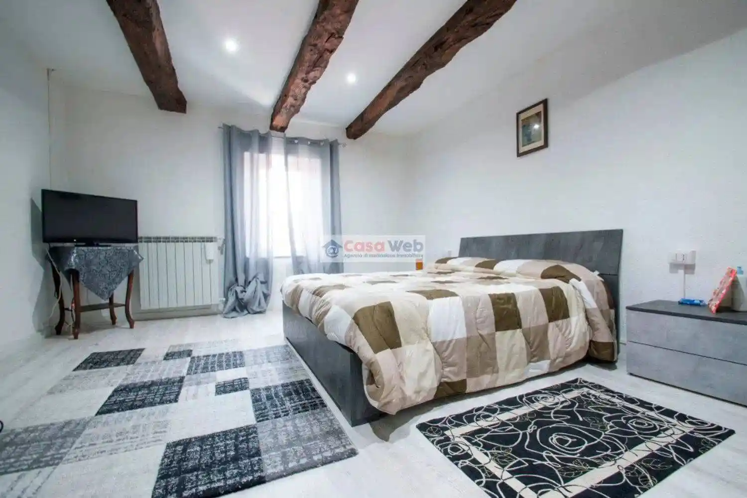 Villa in vendita a Castelveccana