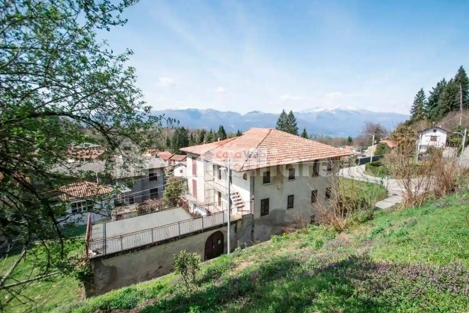 Villa - foto 2