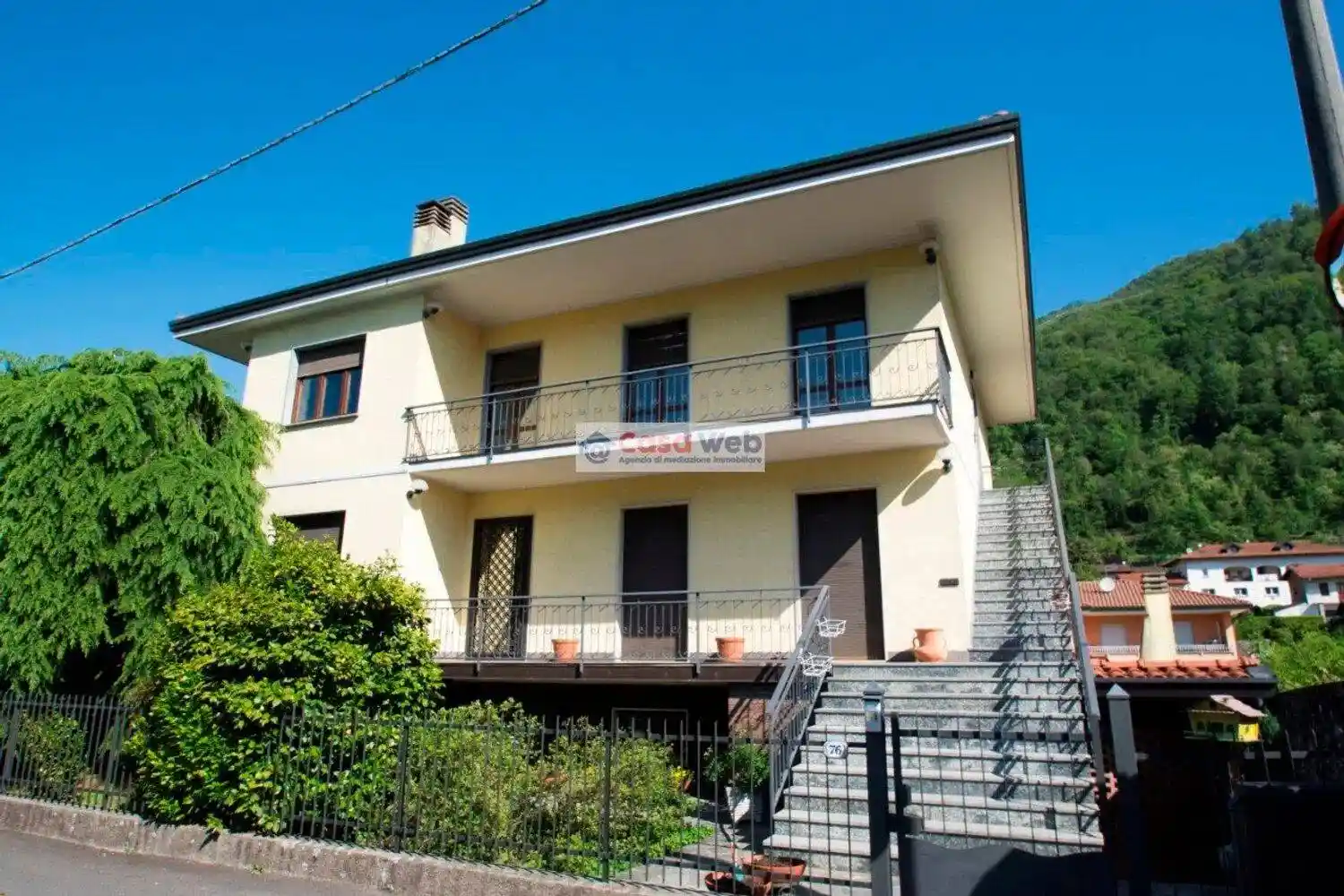 Appartamento in vendita a Cuveglio