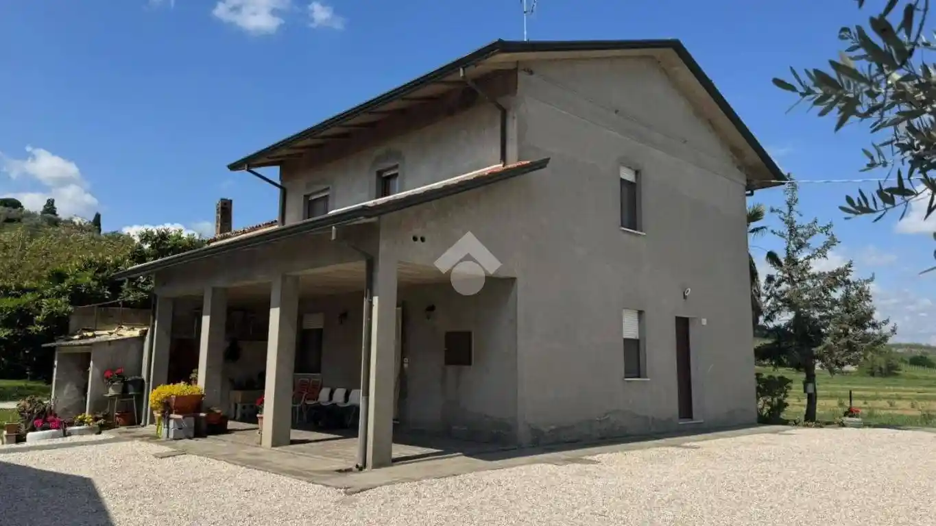 Casa indipendente in vendita a Cesena
