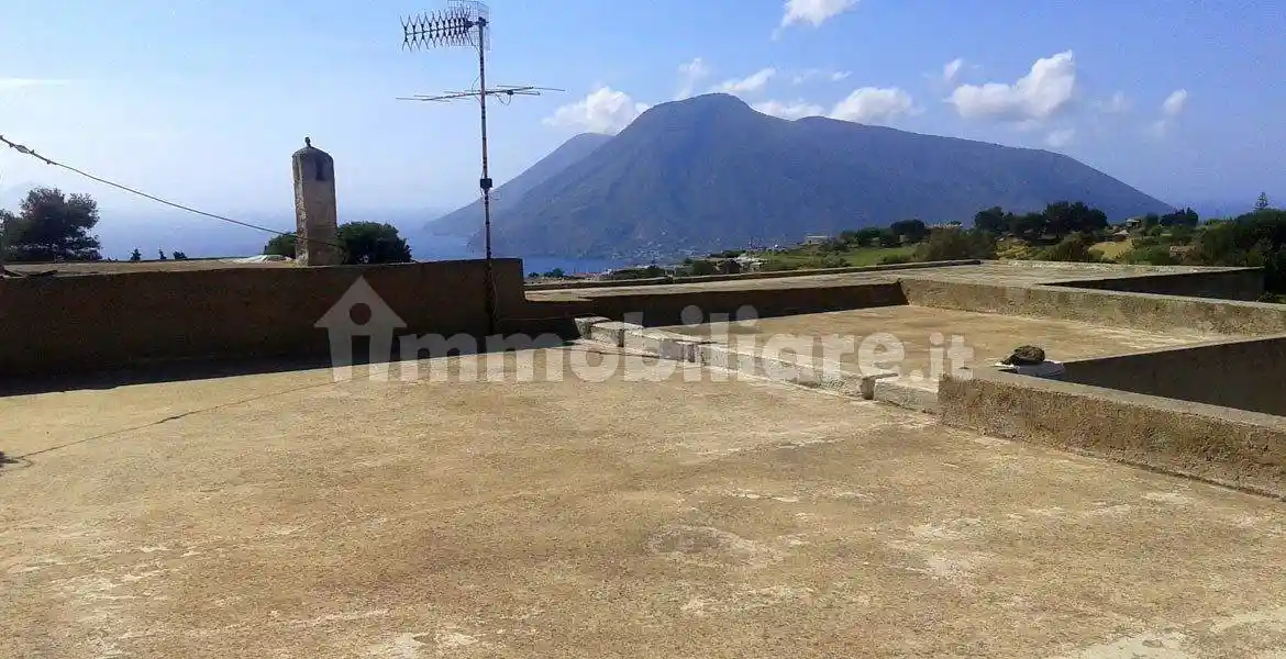 Rustico - Casale in vendita a Lipari