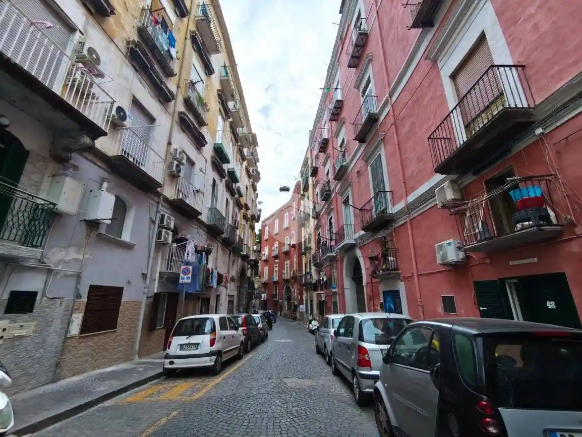 Appartamento in affitto a Napoli