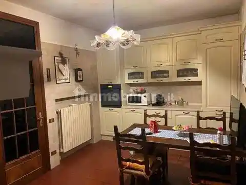 Villa in vendita a Paese