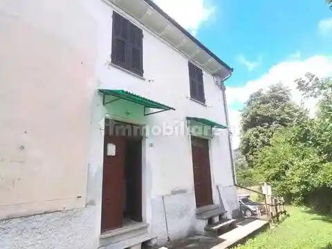 Villa in vendita a Mongiardino Ligure