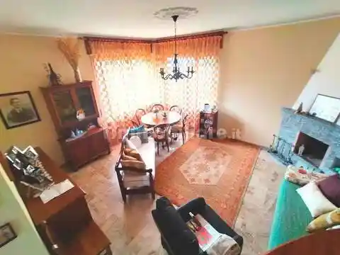 Villa in vendita a Borghetto di Borbera
