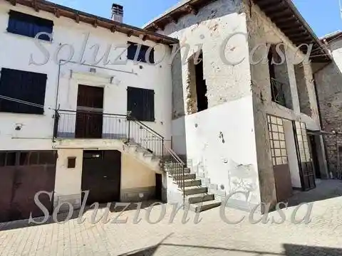 Villa in vendita a Parodi Ligure