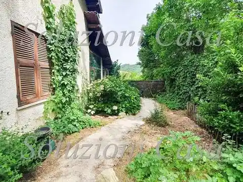 Villa in vendita a Gavi