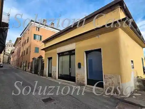 Villa in vendita a Gavi