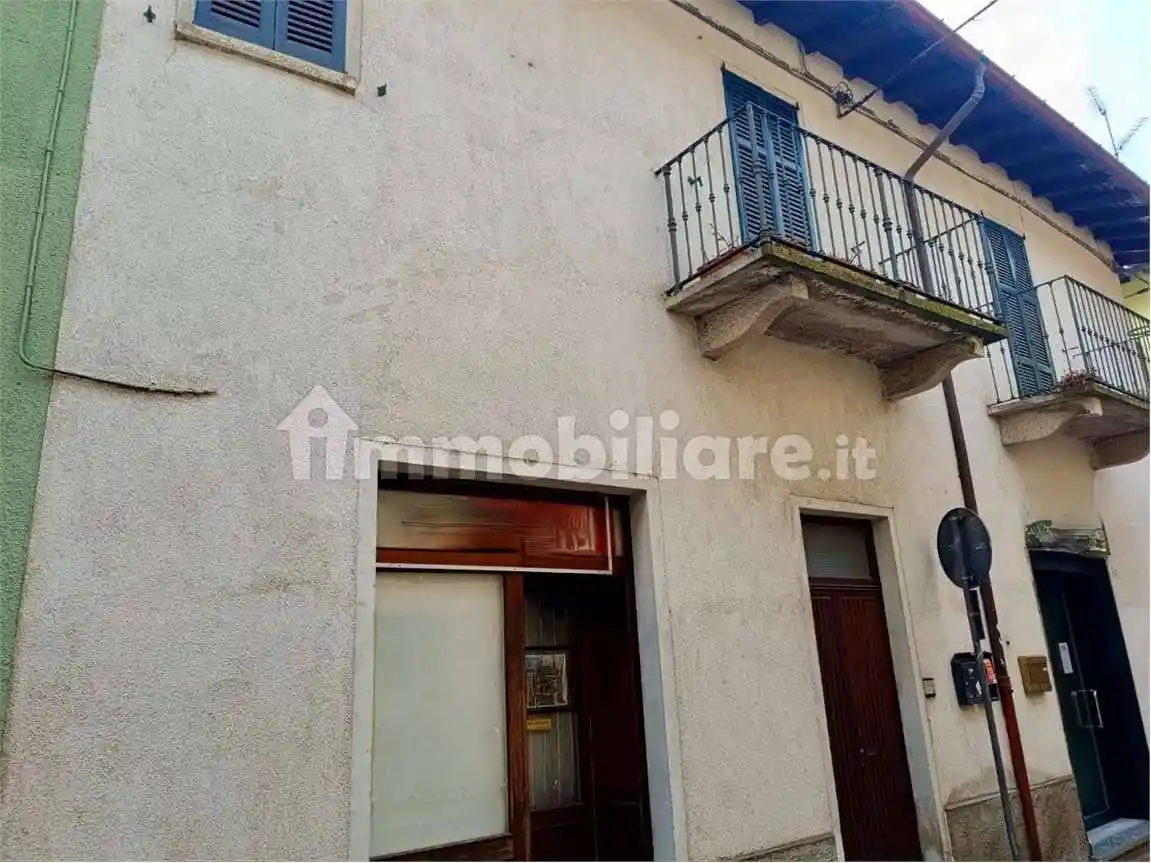 Casa indipendente in vendita a Taino