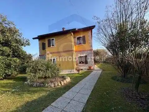 Villa in vendita a Budoia