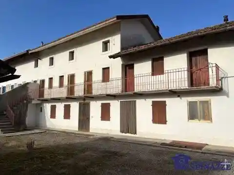 Rustico - Casale in vendita a Fontanafredda