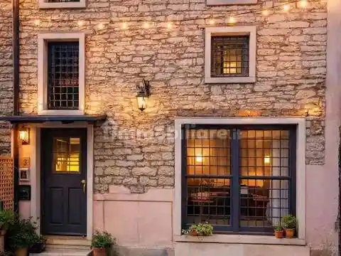 Rustico - Casale in vendita a Negrar di Valpolicella