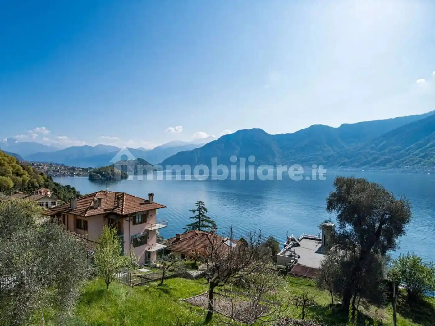 Villa in vendita a Sala Comacina