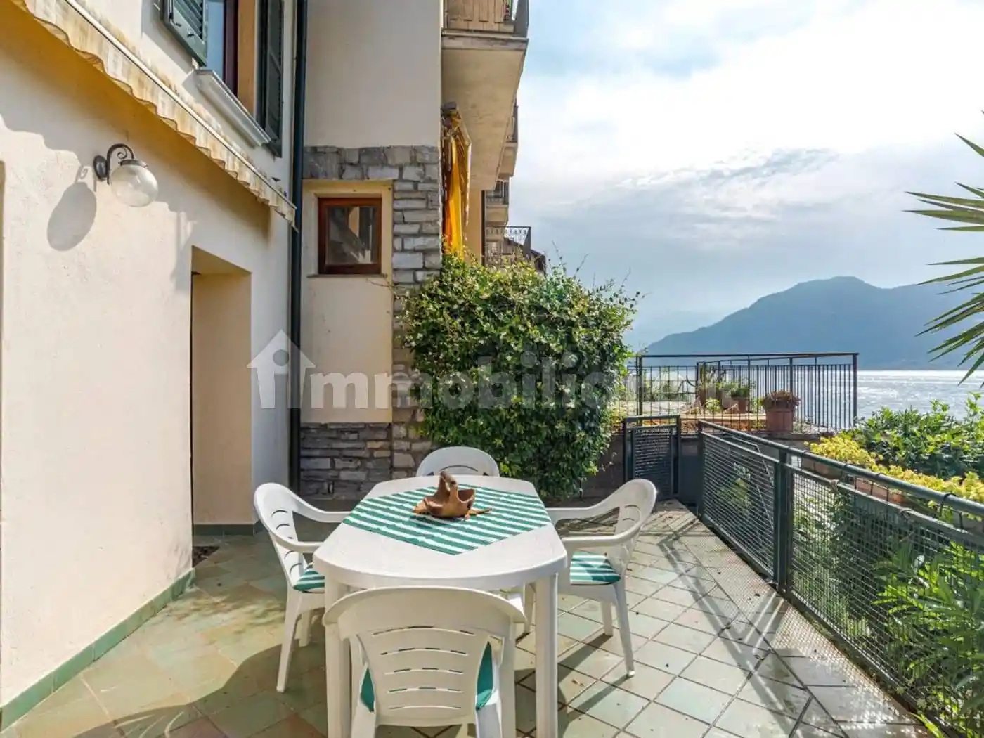 Appartamento in vendita a Colonno