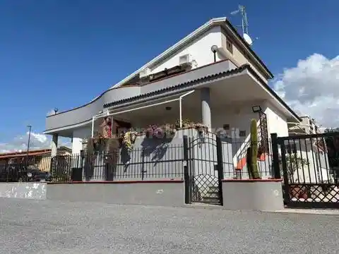 Villa in vendita a Santa Maria del Cedro