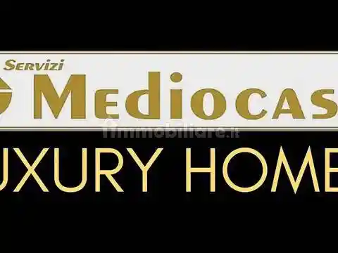 Palazzo - Edificio in vendita a Perugia