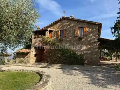 Villa in vendita a Bettona