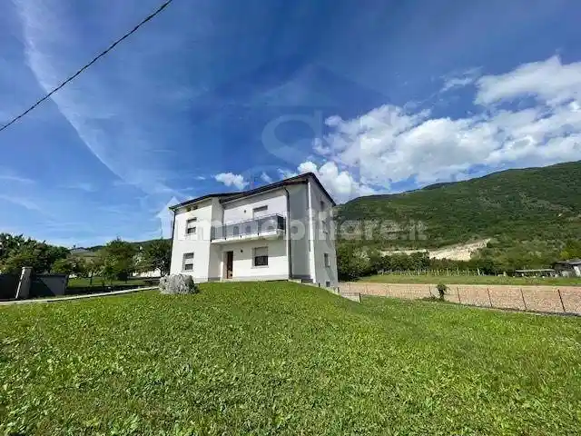Villa in vendita a Caneva