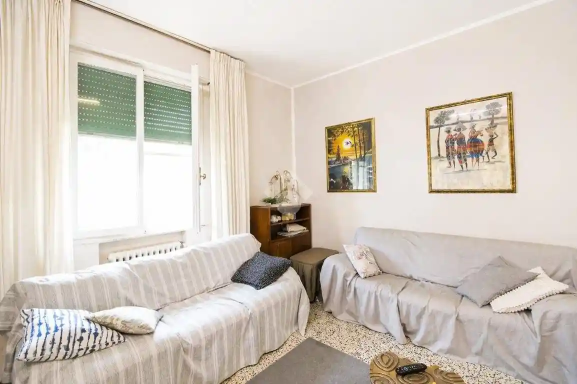 Appartamento in vendita a Cascina