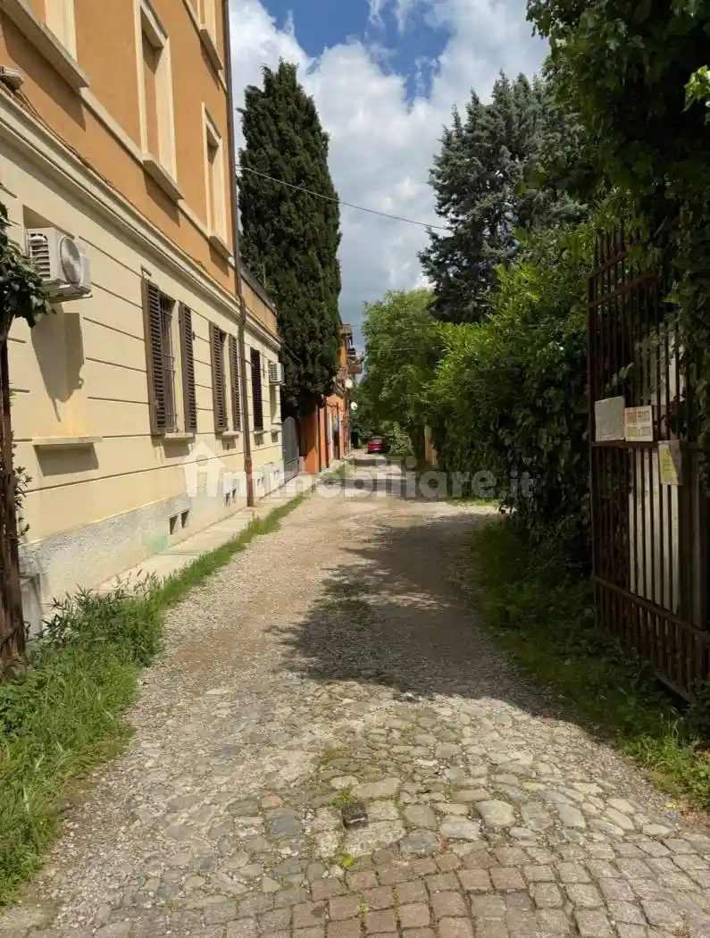 Appartamento in affitto a Bologna