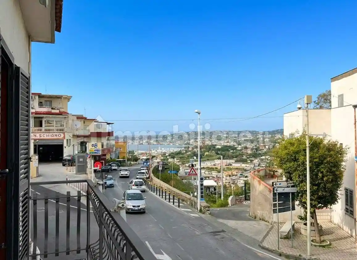 Appartamento in vendita a Monte di Procida