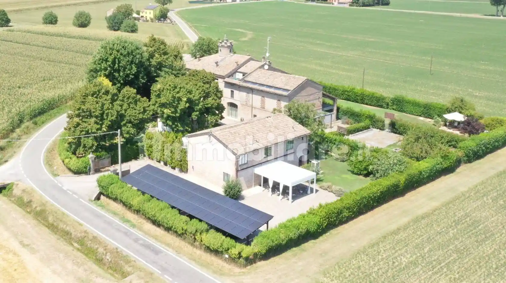 Villa in vendita a Soragna