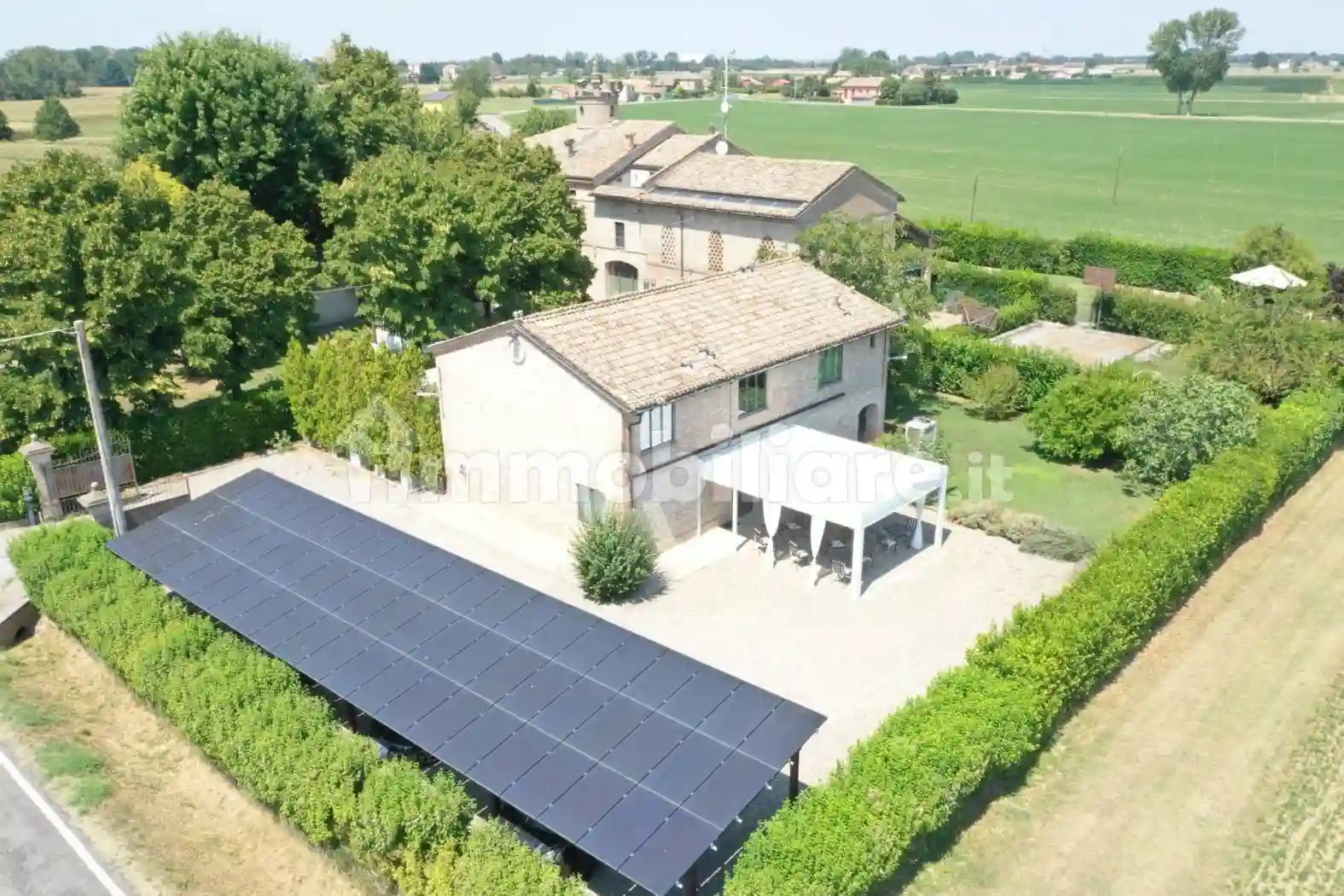 Villa - foto 2