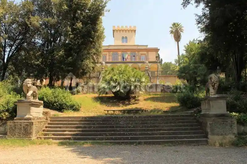 Appartamento in vendita a Firenze