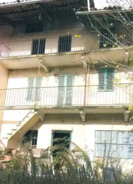 Casa indipendente in vendita a Romano Canavese