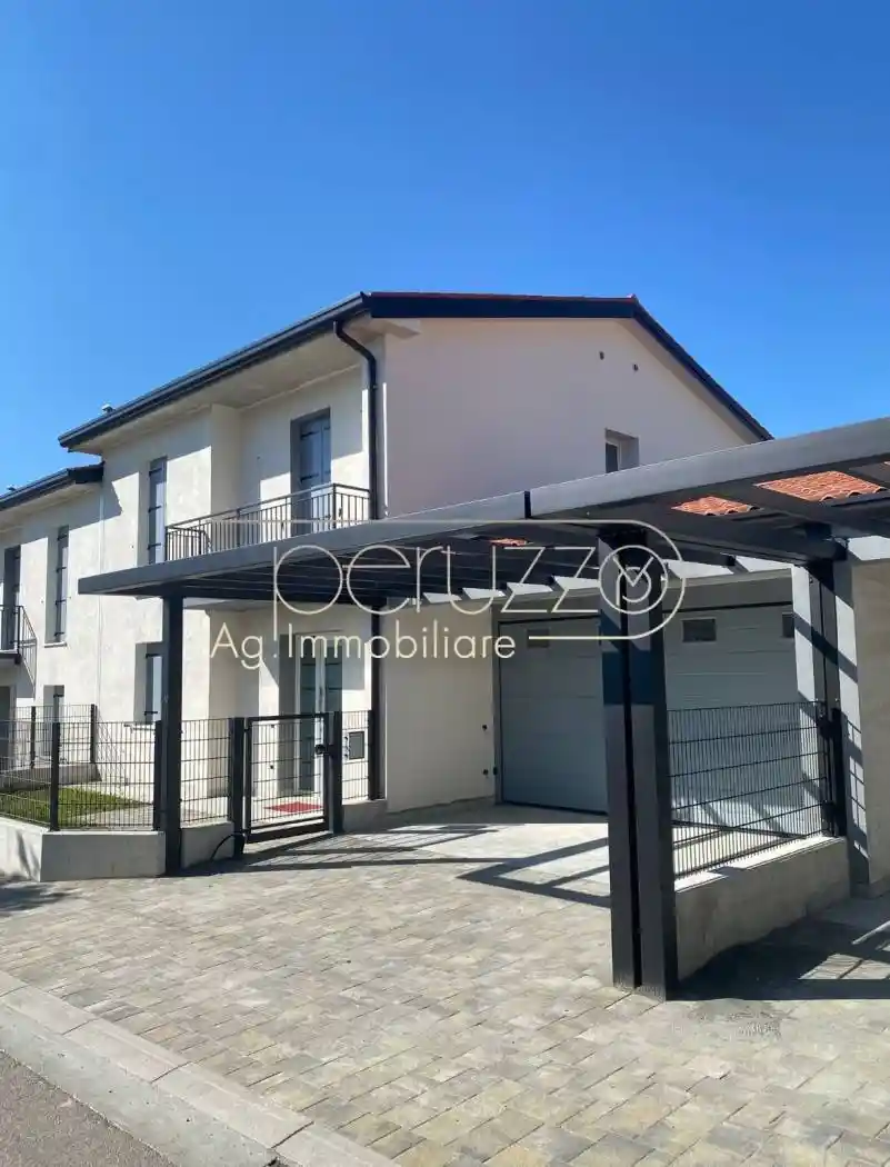 Villetta a schiera in vendita a Romano d'Ezzelino