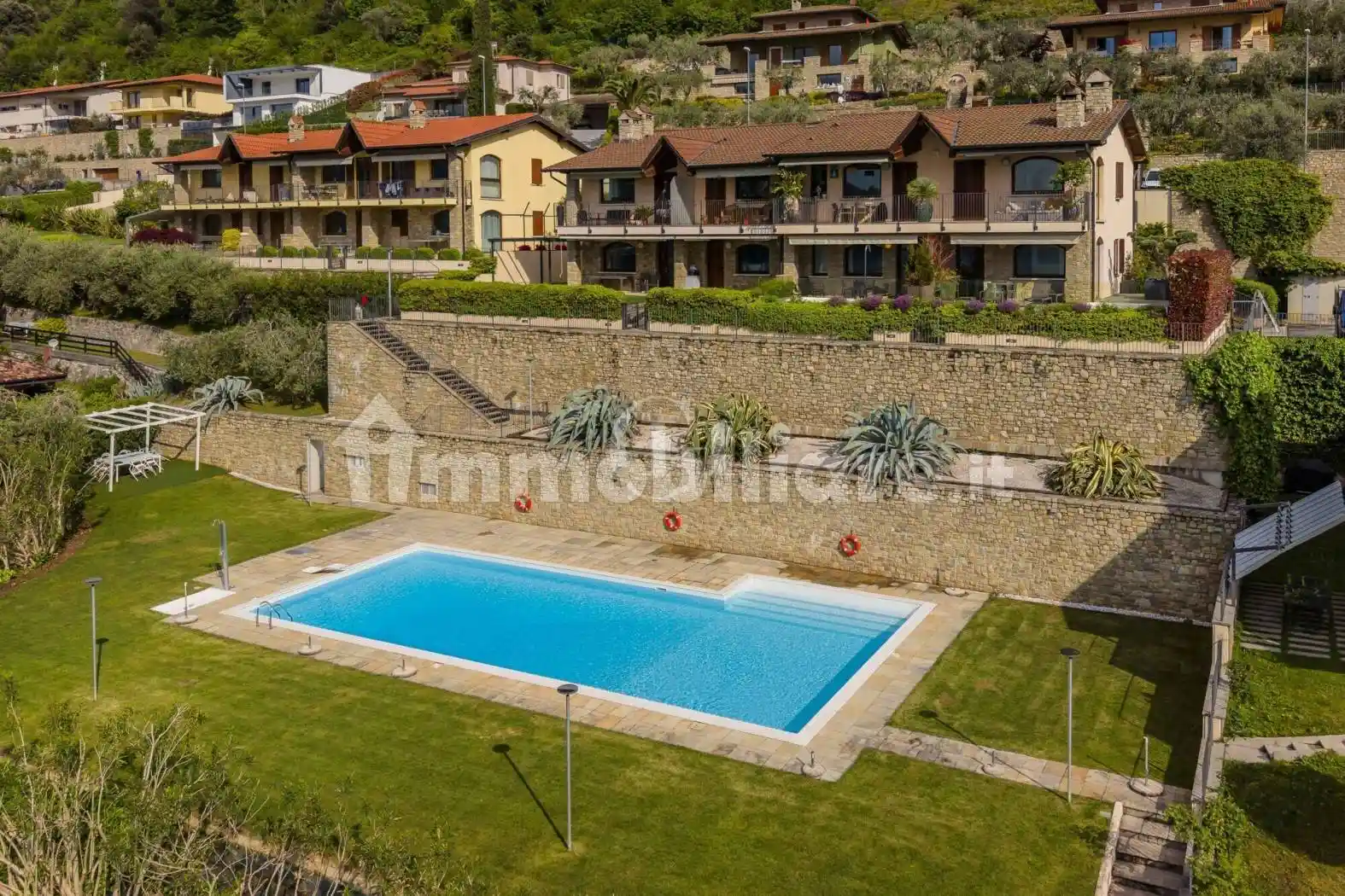 Appartamento in vendita a Sarnico