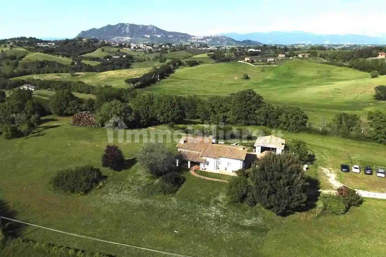 Villa in vendita a Rignano Flaminio