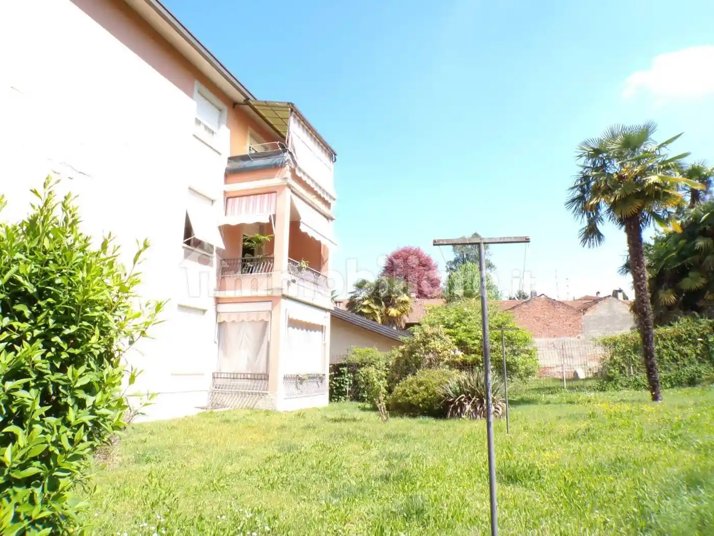 Appartamento in vendita a Travedona-Monate