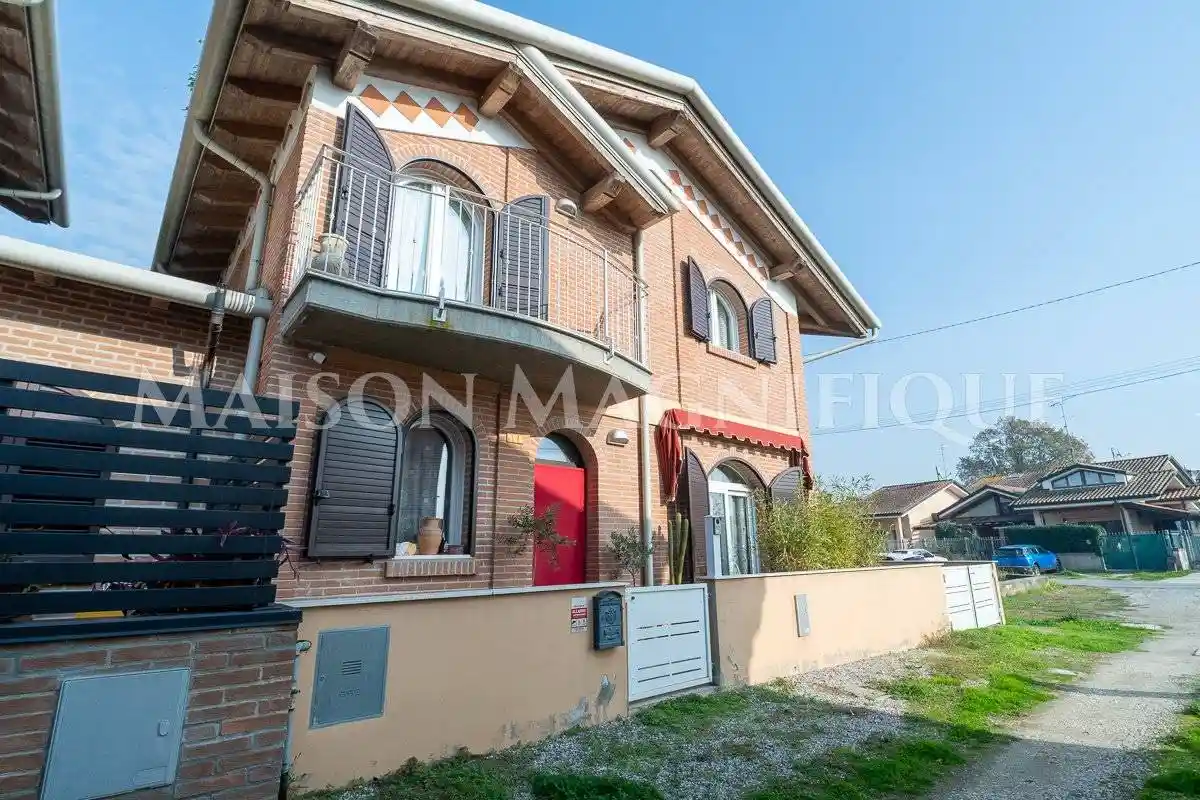 Villa in vendita a Lagosanto