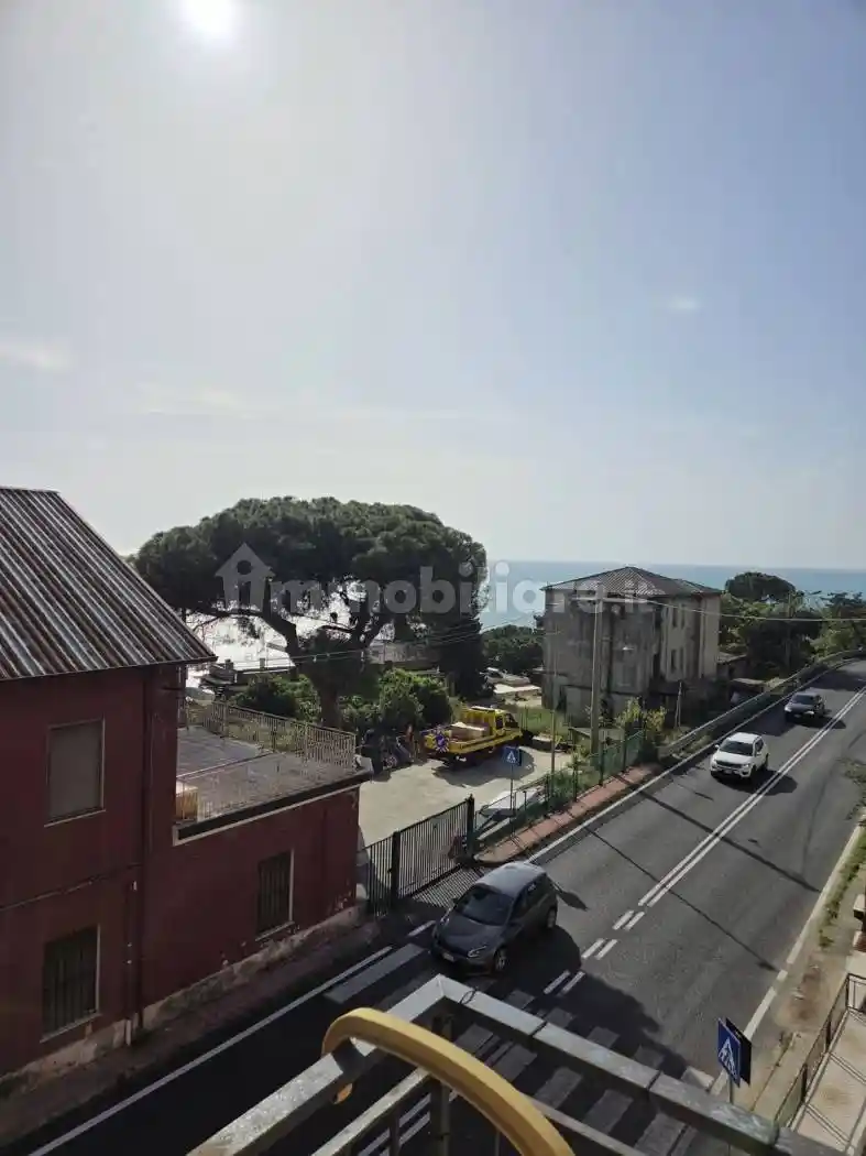 Appartamento in vendita a Stalettì