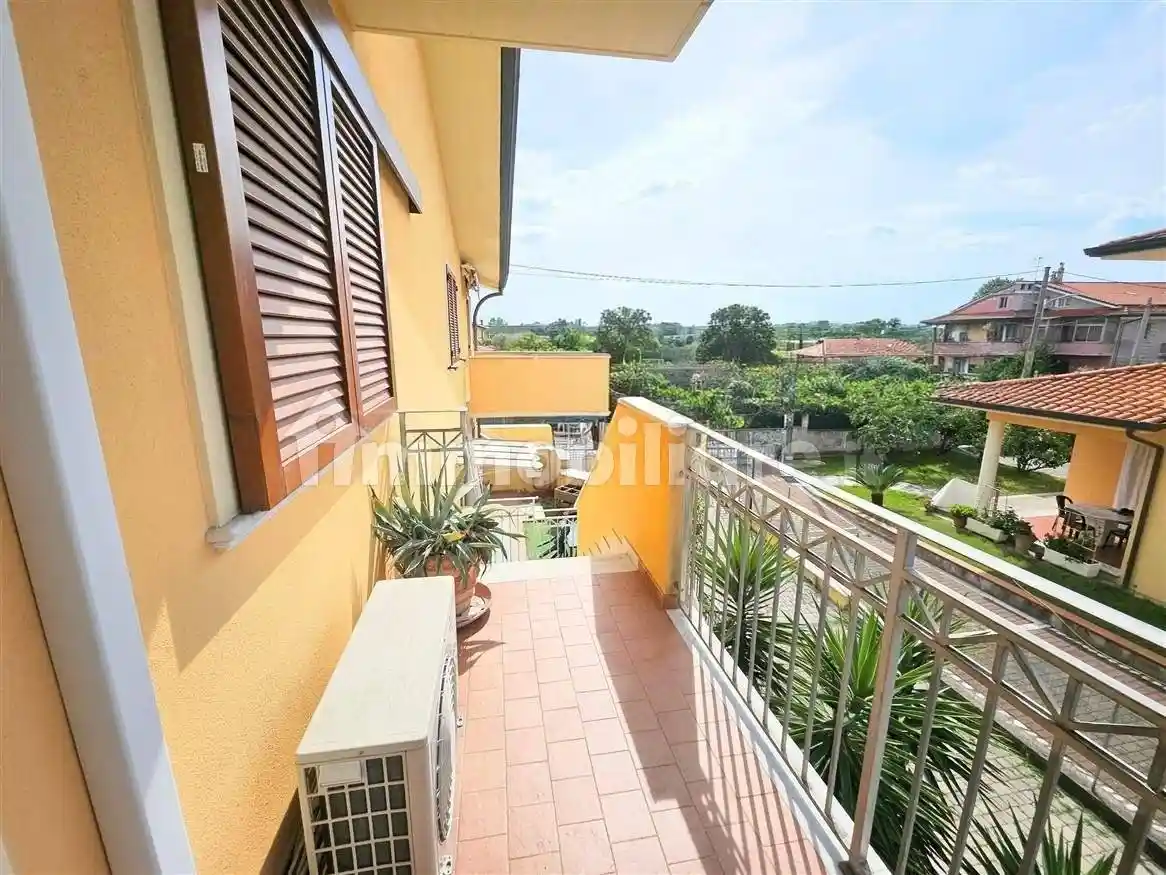 Appartamento in vendita a Massa