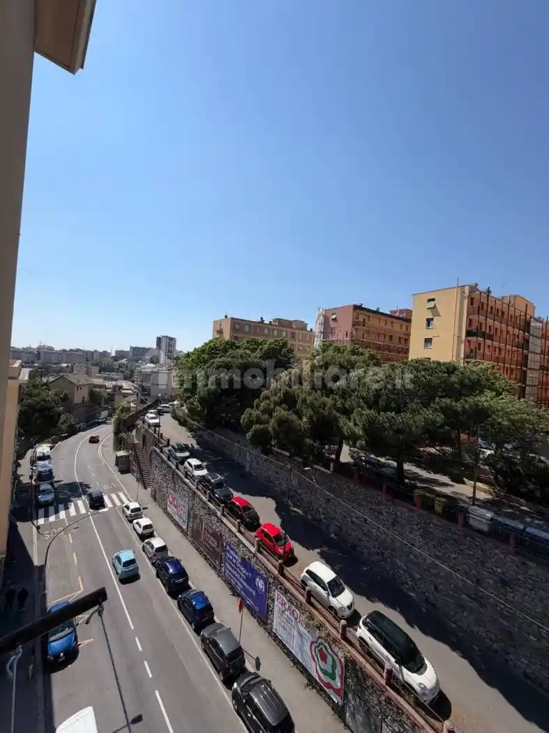 Appartamento in affitto a Genova